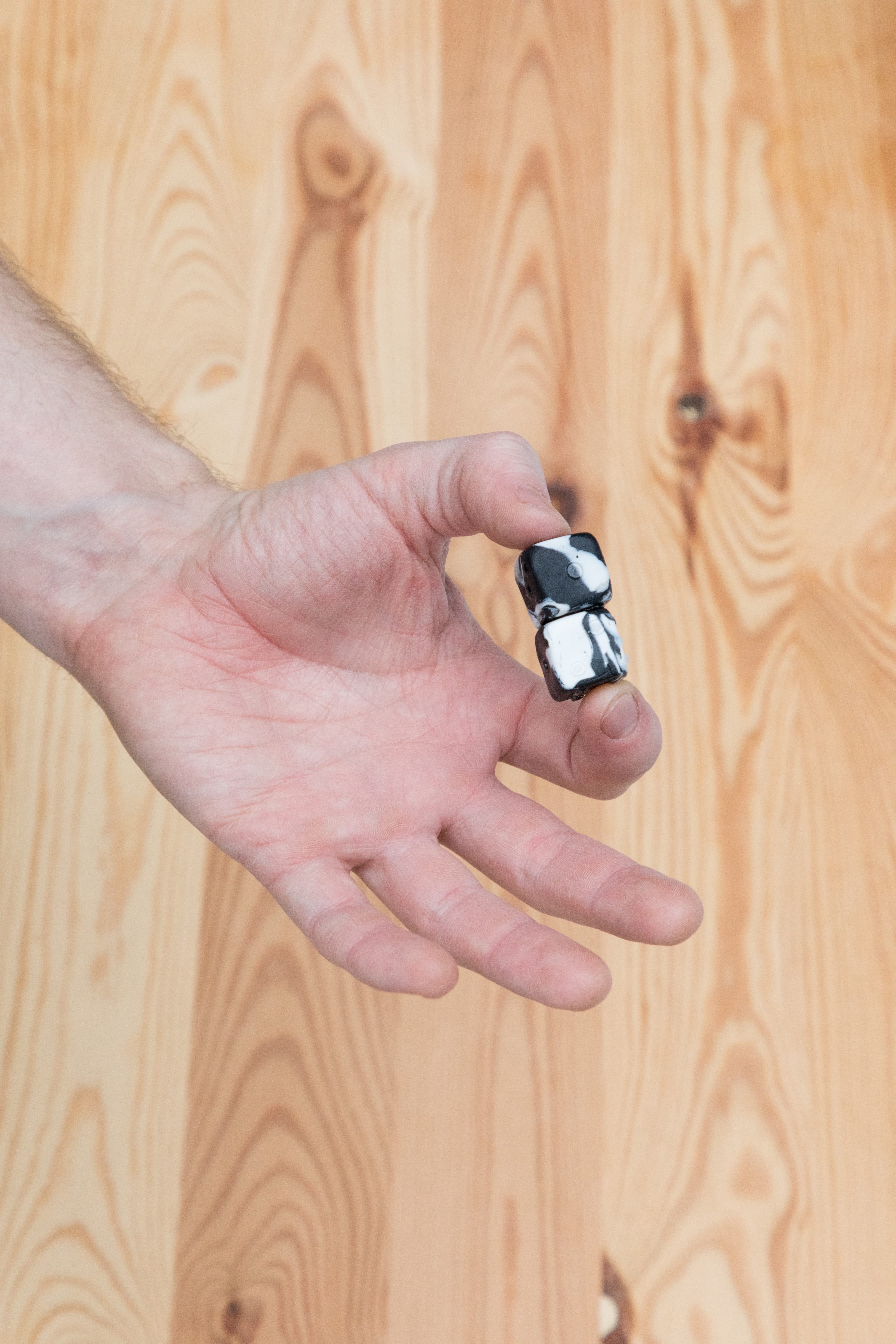 Lino Santo, *Magnet Dice*