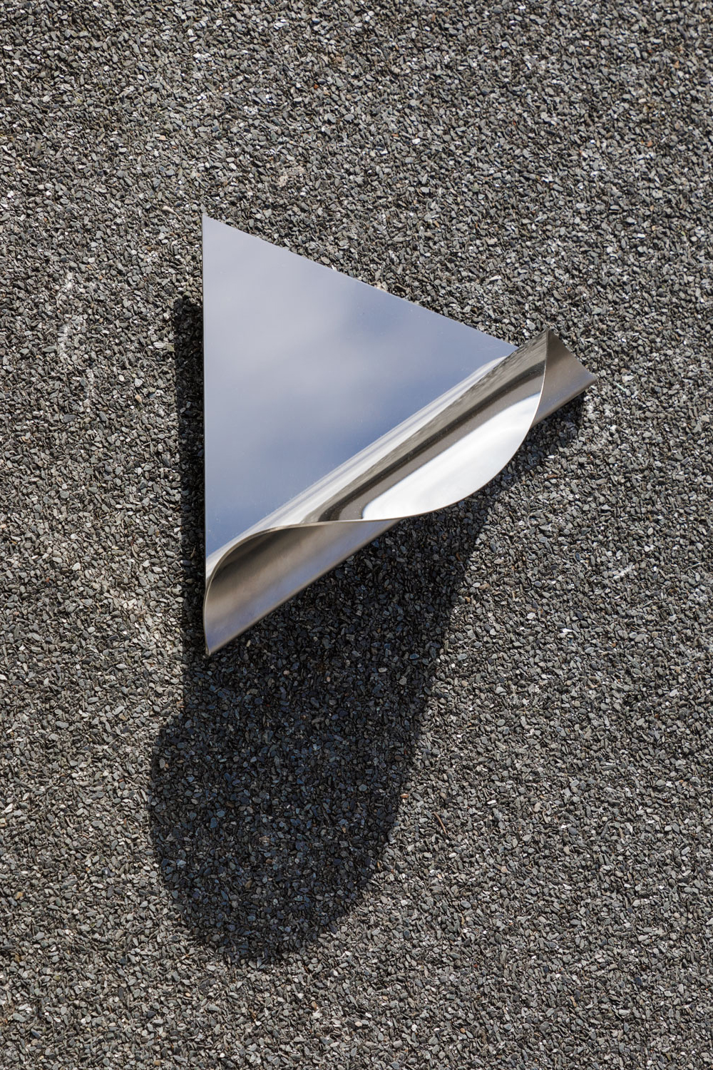 Lino Santo, *Object No.1*, stainless steel, 20×16×6cm