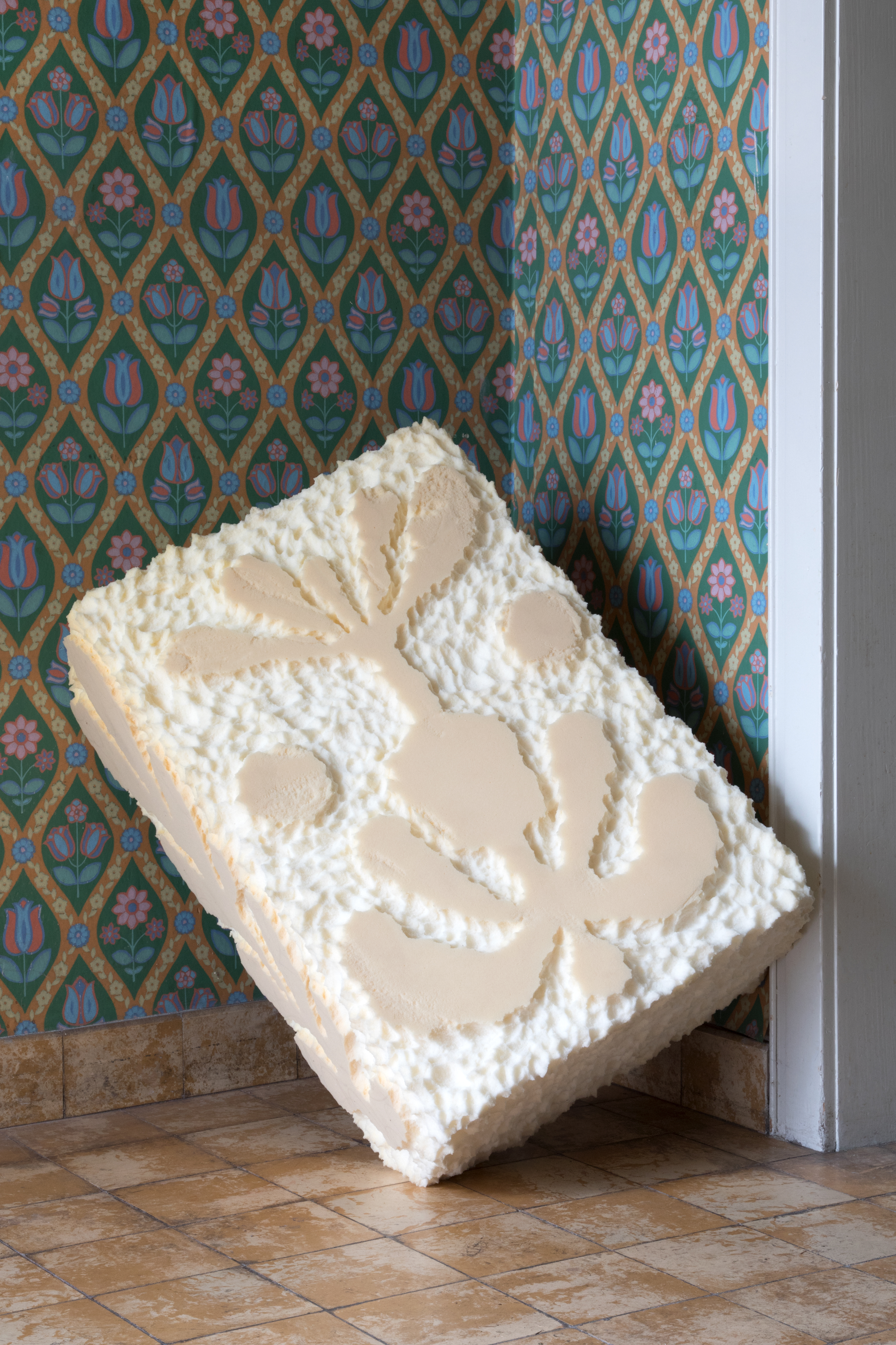 Jannis Zell, *Soft Facade Stool Klotz*, Polyurethan foam, 70×50×25cm