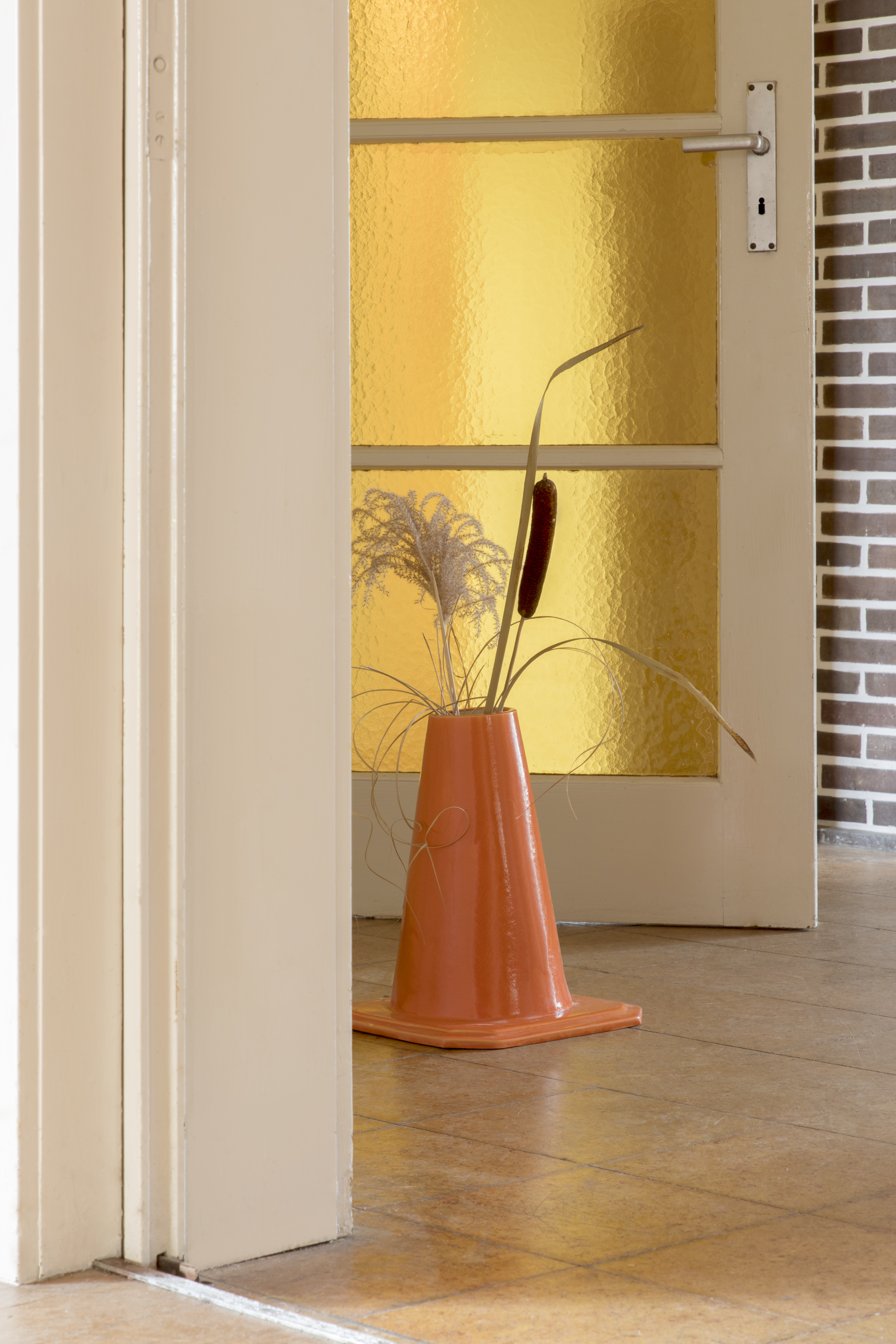 Lisa Ertel, *Traffic Cone Vase*, glazed Ceramics, 29×29×36cm